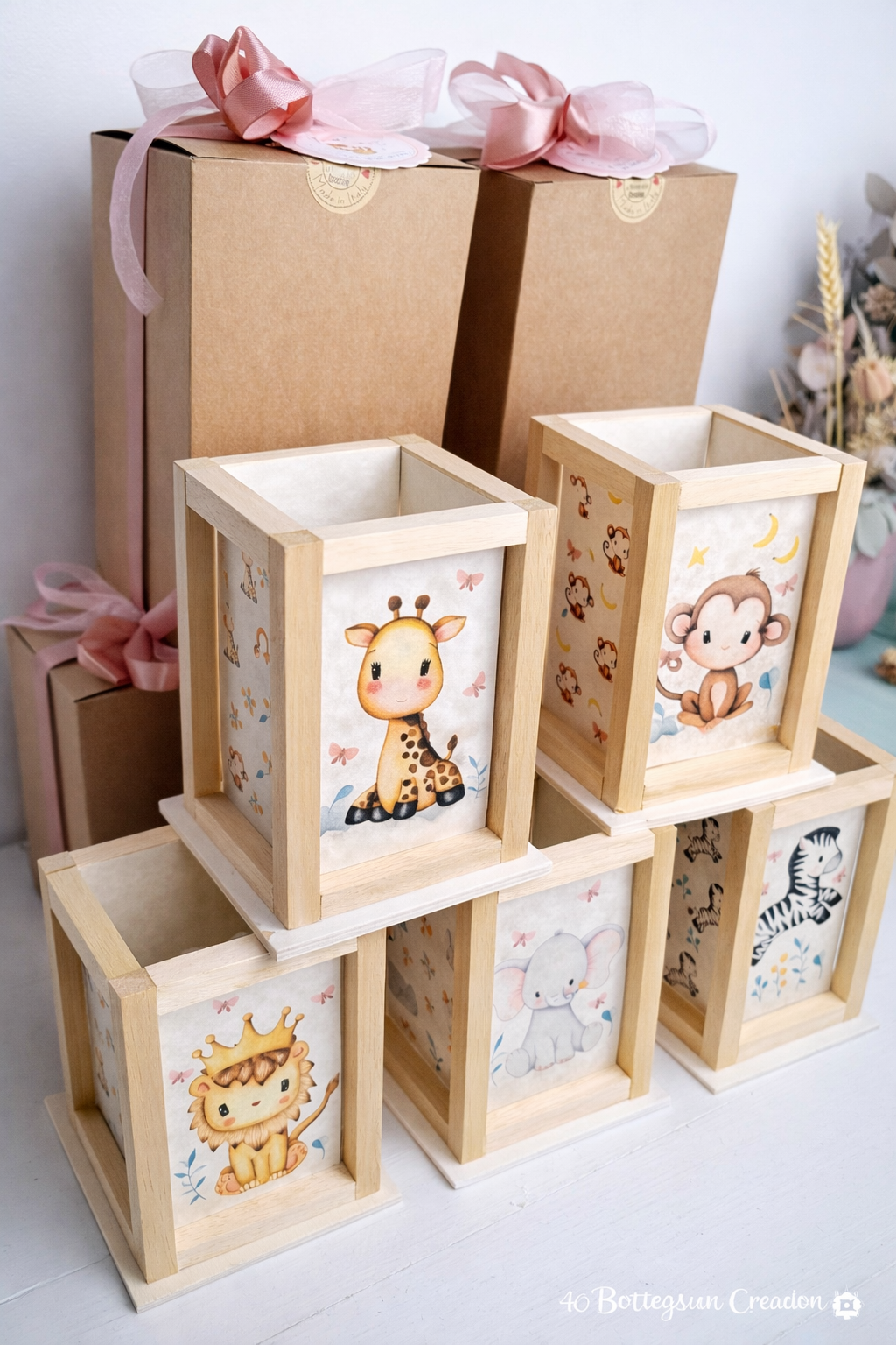 Lion and Friends Lanterns Gifts Favors